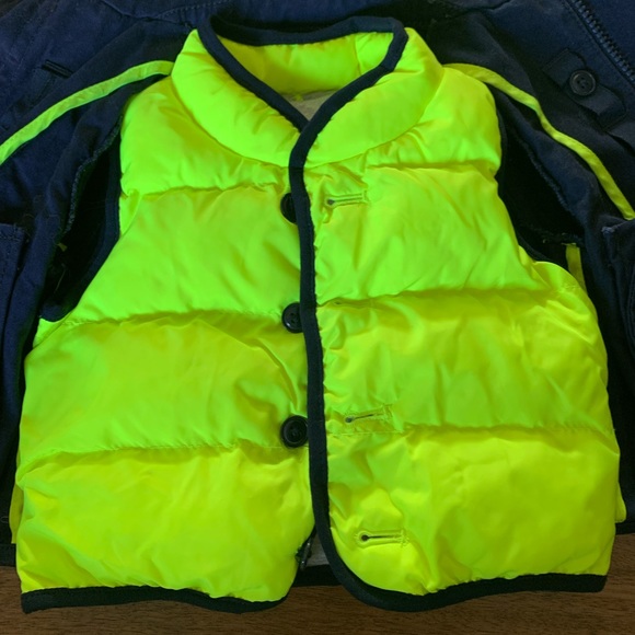 BabyGap Jacket with Removable Vest - Picture 3 of 6